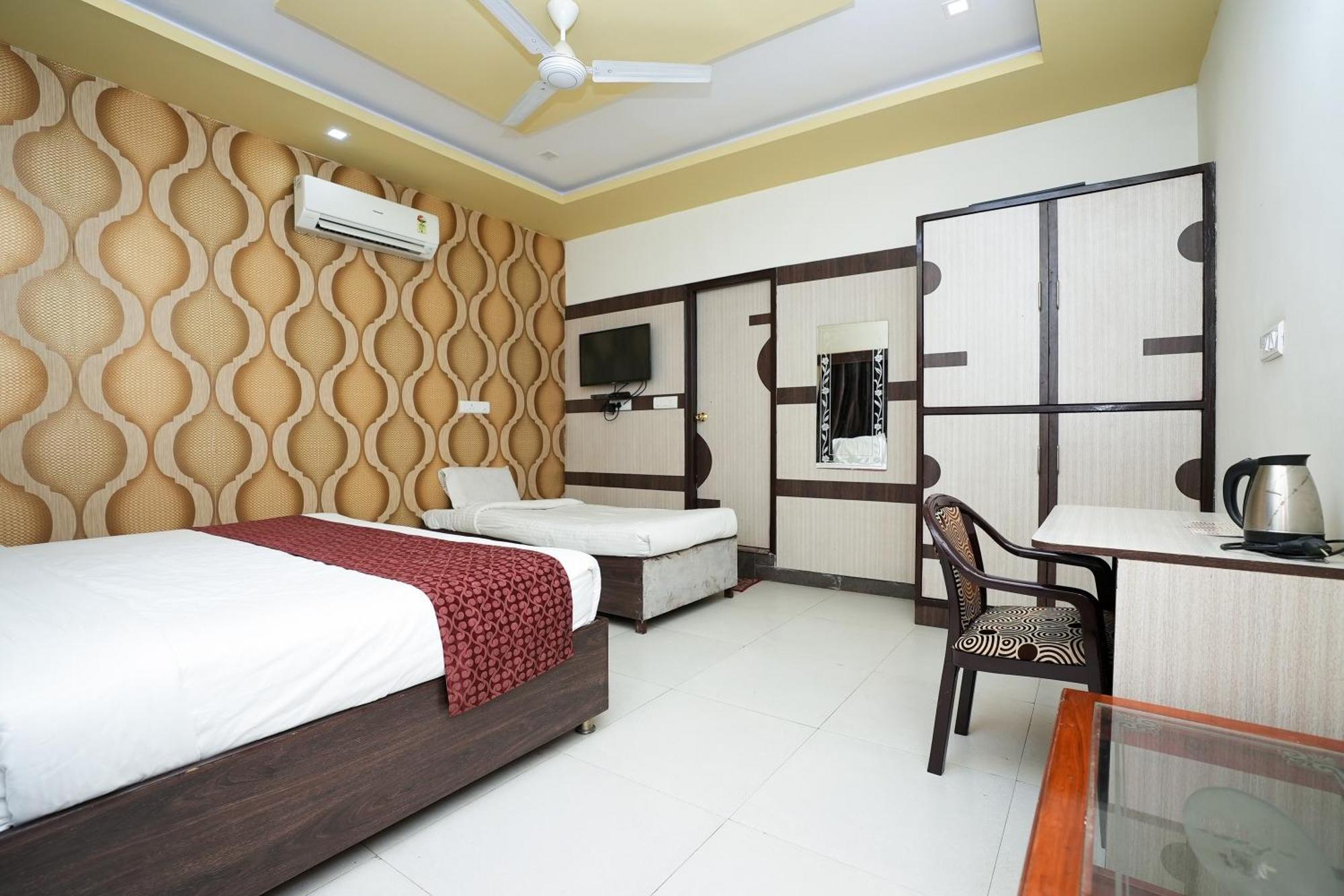 Hotel Opera Inn Udaipur Bagian luar foto